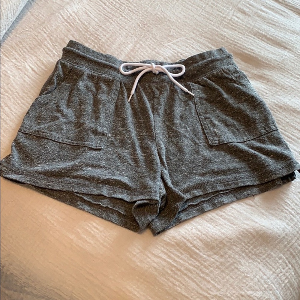 medium Danskin Now comfy lounge shorts